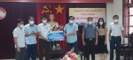 Đảng bộ Công ty Xăng dầu Hà Tĩnh trao tăng 1 tỷ đồng ủng hộ Quỹ Vắc - xin phòng chống dịch Covid -19 của tỉnh