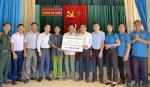 Đảng ủy Trường Chính trị Trần Phú đỡ đầu, tài trợ xây dựng  nông thôn mới tại xã Hòa Hải, huyện Hương Khê