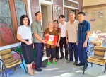 Công đoàn Cơ quan Đảng ủy Khối thăm, tặng quà  tri ân Mẹ Việt Nam anh hùng